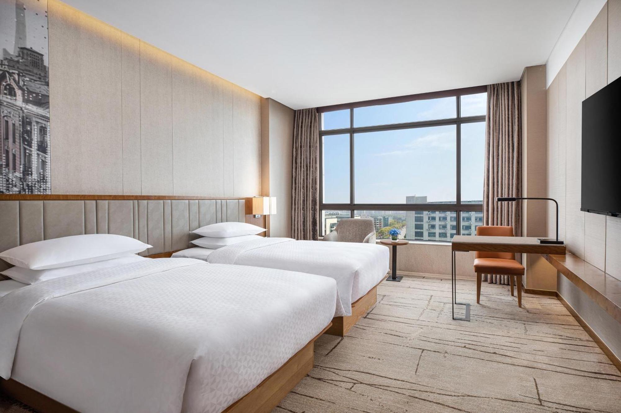 Four Points By Sheraton Shanghai, Kangqiao 4*